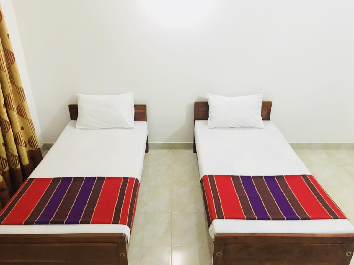 אנוראדפורה Emarald Holiday Homes מראה חיצוני תמונה