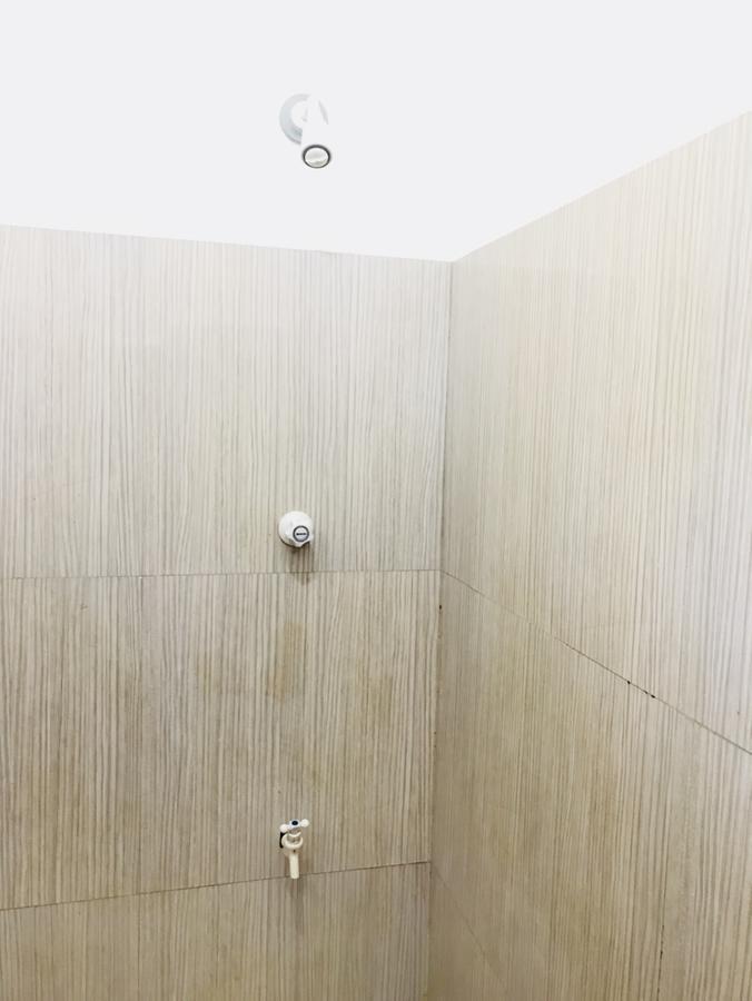 אנוראדפורה Emarald Holiday Homes מראה חיצוני תמונה