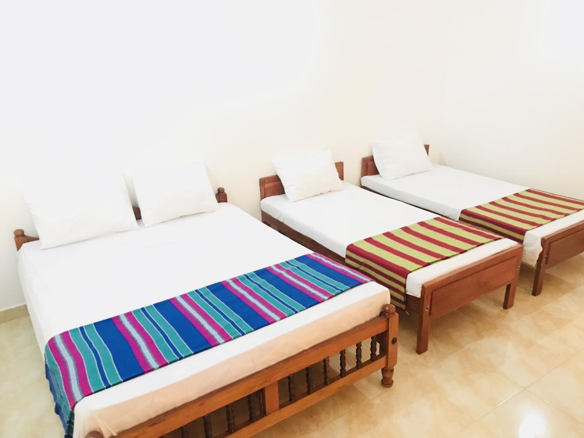אנוראדפורה Emarald Holiday Homes מראה חיצוני תמונה